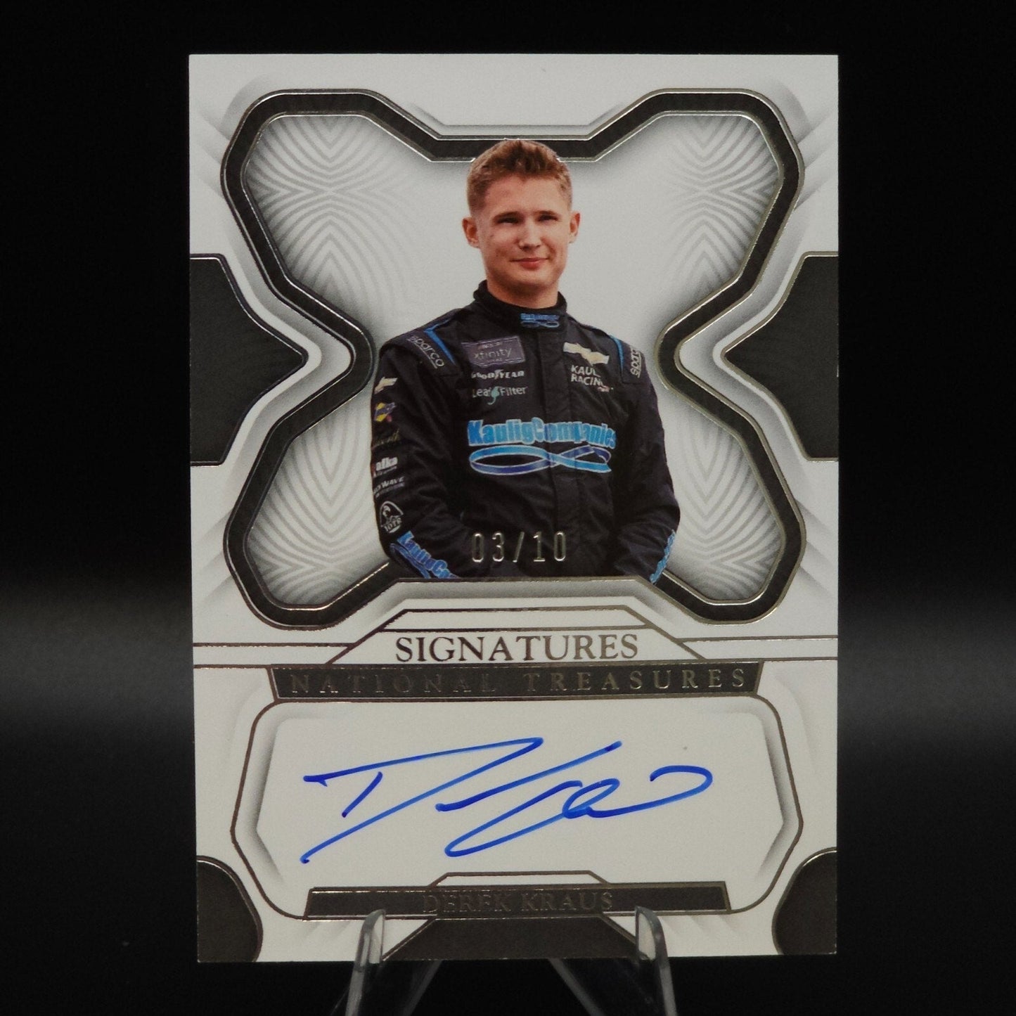 2023 Panini National Treasures - Signatures Silver Derek Kraus #S-DKR /10 (AU) - NASCARD.shop