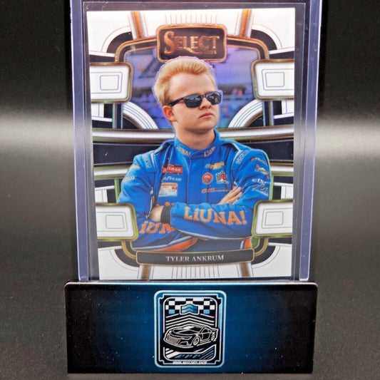 2024 Panini Select Racing Grandstand White Prizm #13 Tyler Ankrum 29/99 - NASCARD.shop
