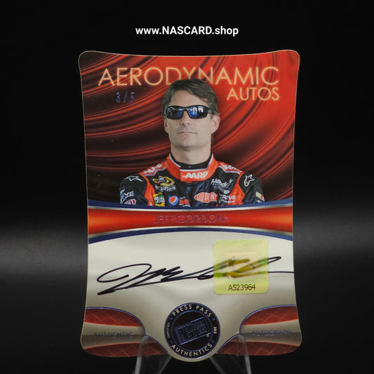2013 Press Pass Aerodynamic Autographs Die-Cut Holofoil Jeff Gordon /5