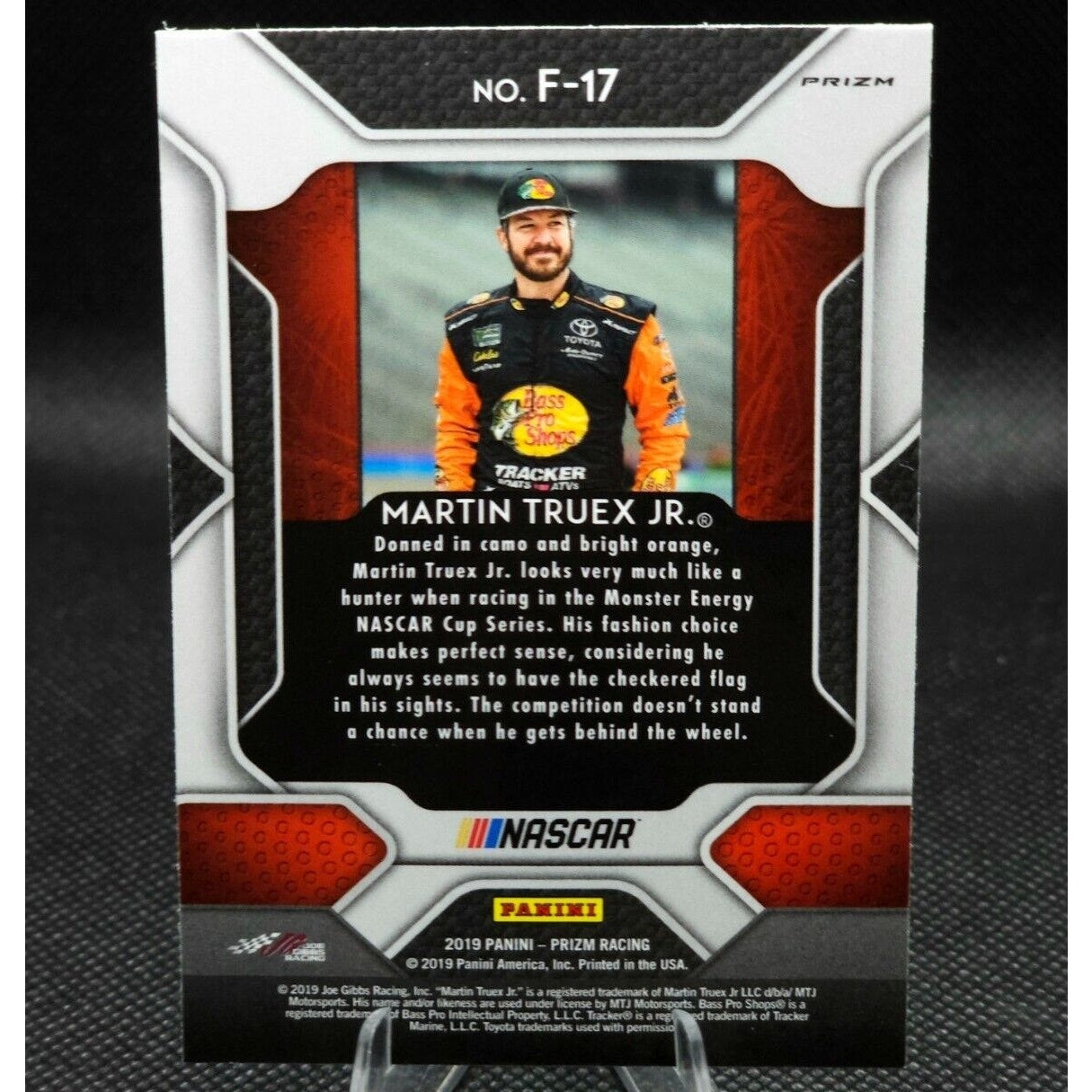 2019 Panini Prizm Fireworks White Sparkle Prizm #F-17 Martin Truex Jr. - NASCARD.shop