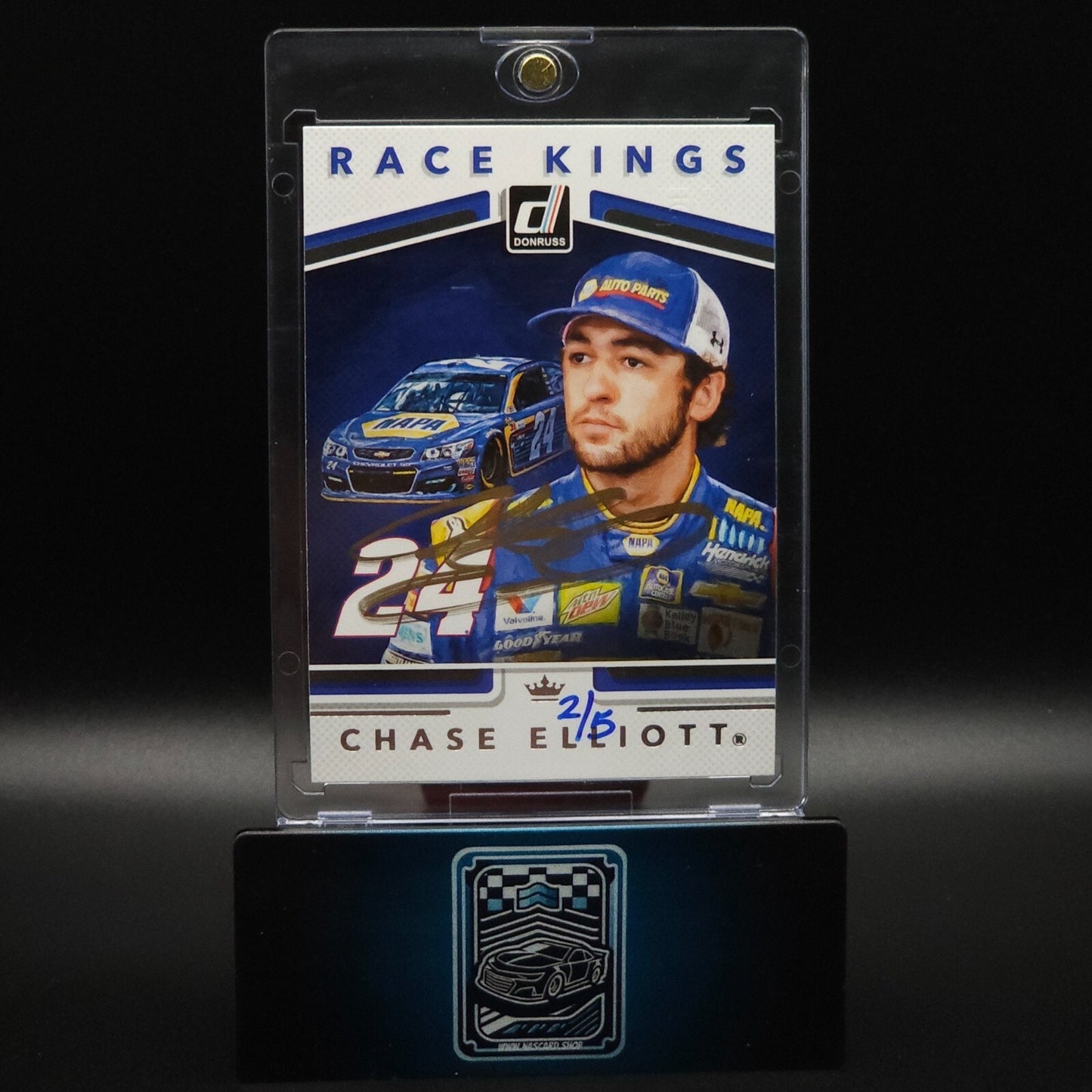 2018 Panini Donruss NASCAR Race Kings Buyback #10 Chase Elliott Autograph 2/5 - NASCARD.shop