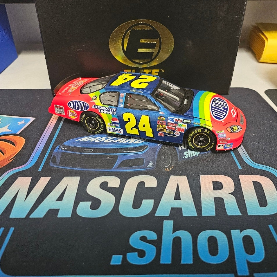 Jeff Gordon #24 DuPont Retro Rainbow 2004 Diecast Car 1:24 Elite Ultra Rare 1 of 1800