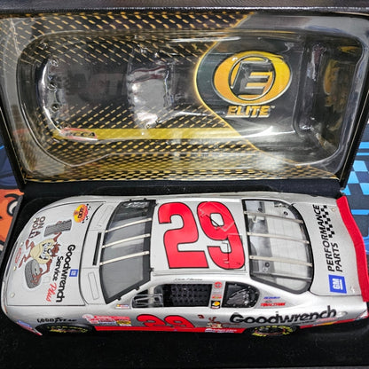 Kevin Harvick #29 Goodwrench Looney Tunes 2001 Rookie Season Diecast 1:24 Elite 1 of 5996
