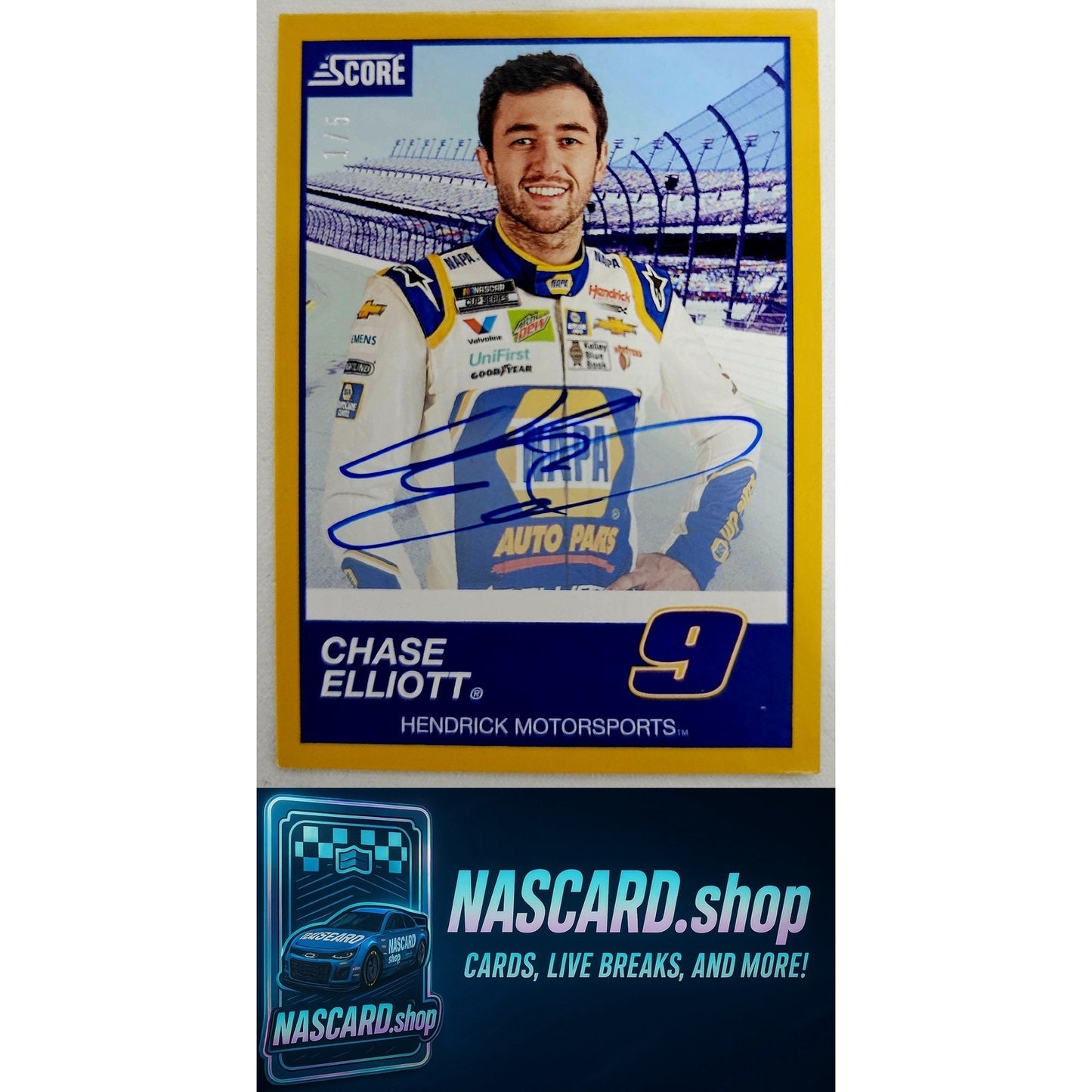 2020 Panini Chronicles #3 Chase Elliott Score Autographs Gold #/5 - NASCARD.shop