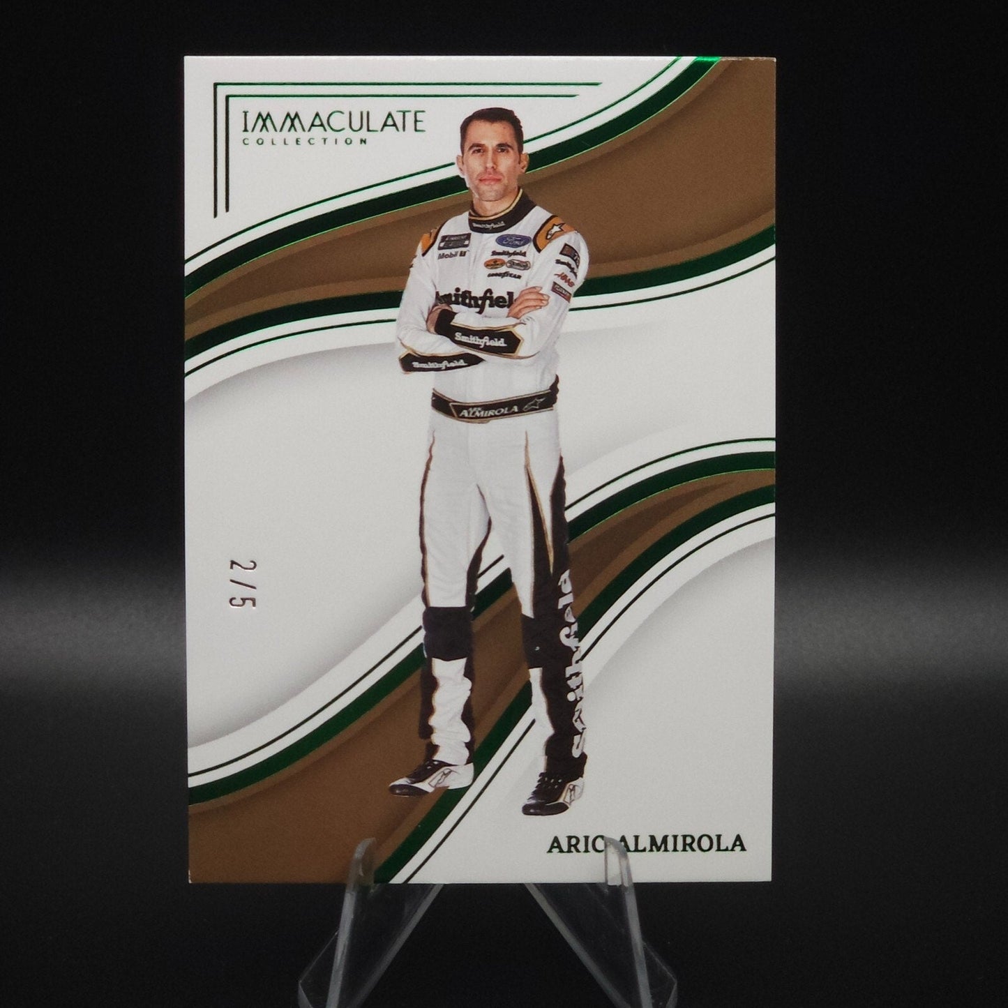 2023 Panini Chronicles - Immaculate Collection Green Aric Almirola #51 /5 - NASCARD.shop