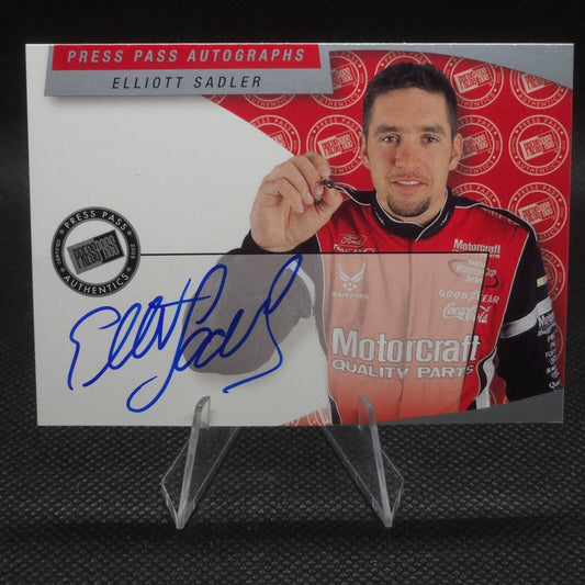 2002 Press Pass Racing Autographs Elliott Sadler On Card